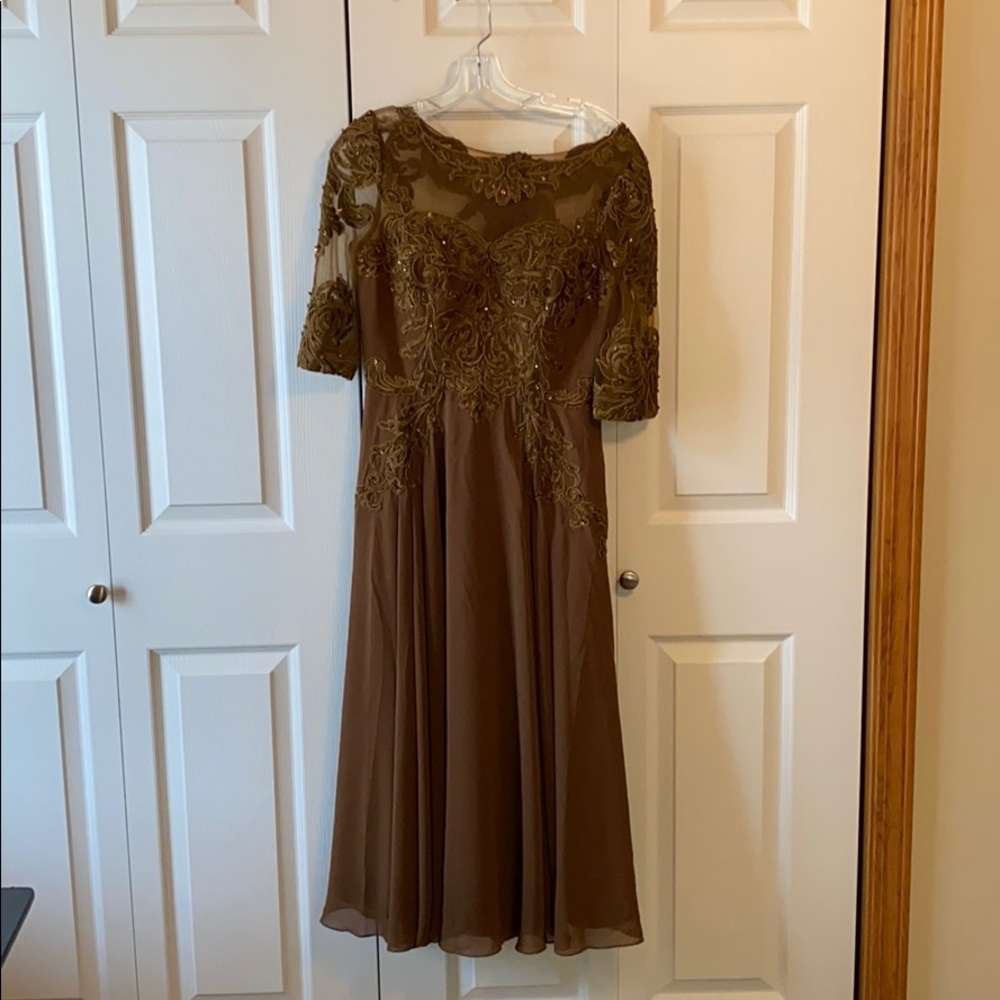 NWT Beautiful Mother of Bride Dress